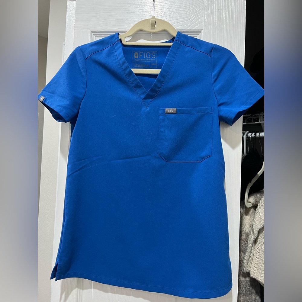 Royal blue figs top.